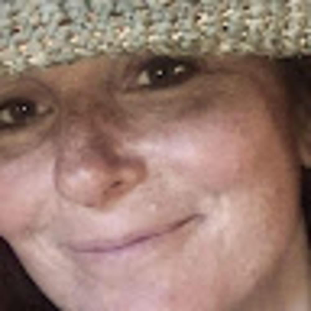 Meet your Posher, Stacy